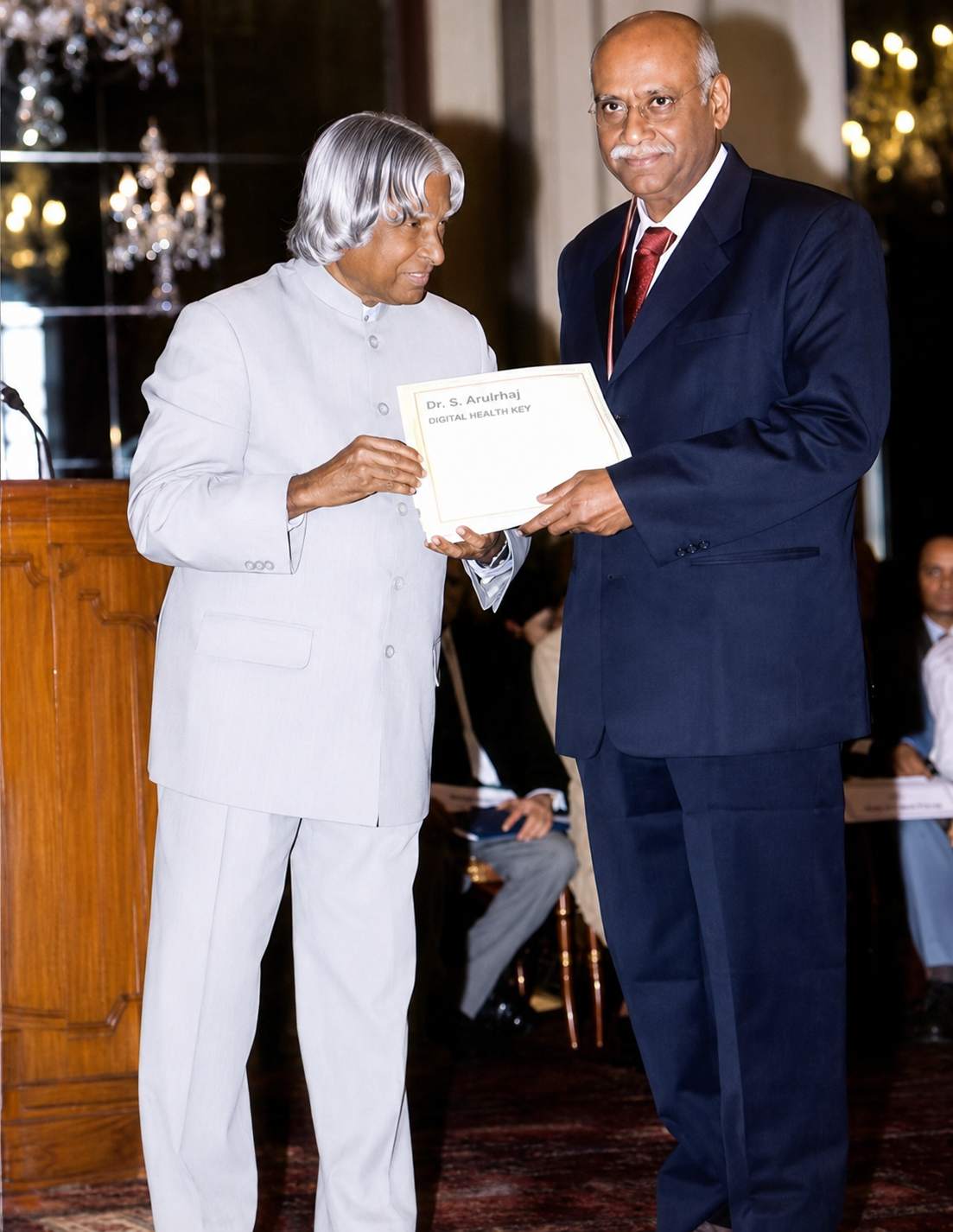 Dr. S. Arulrhaj receiving the Dr. B. C. Roy National Award from President Dr. A. P. J. Abdul Kalam