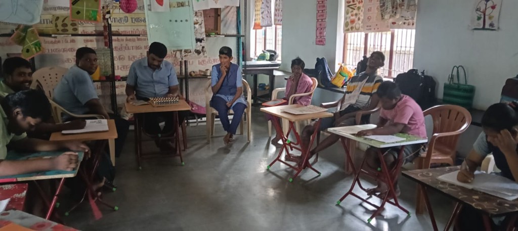 Community classroom and learning support session
